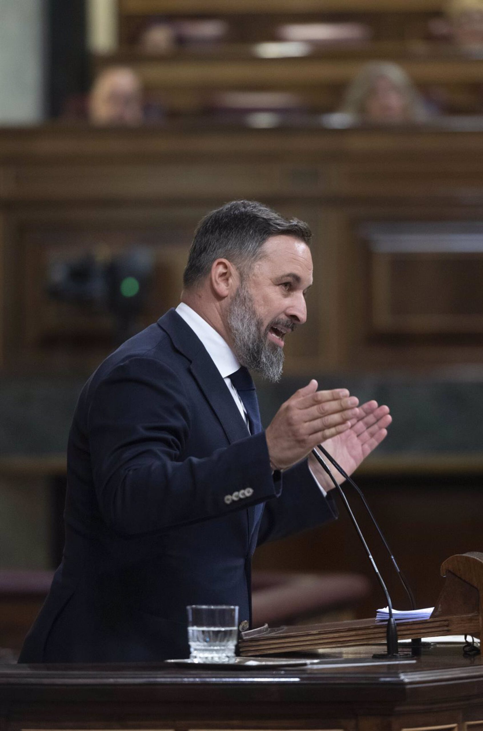 Abascal acusa del vertido a la incompetencia del Peñón la dejadez