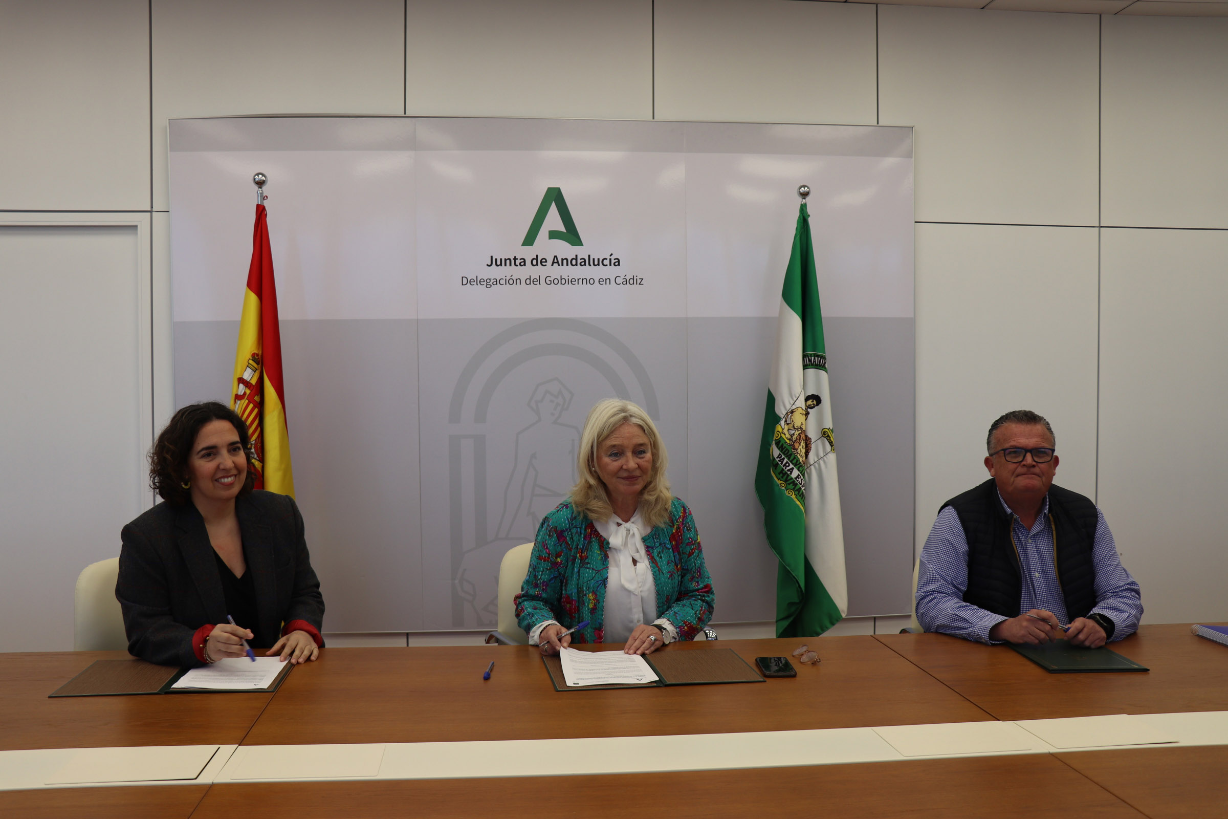 La Junta Firma El Contrato Para Poder Comenzar Obras De Regeneraci N En