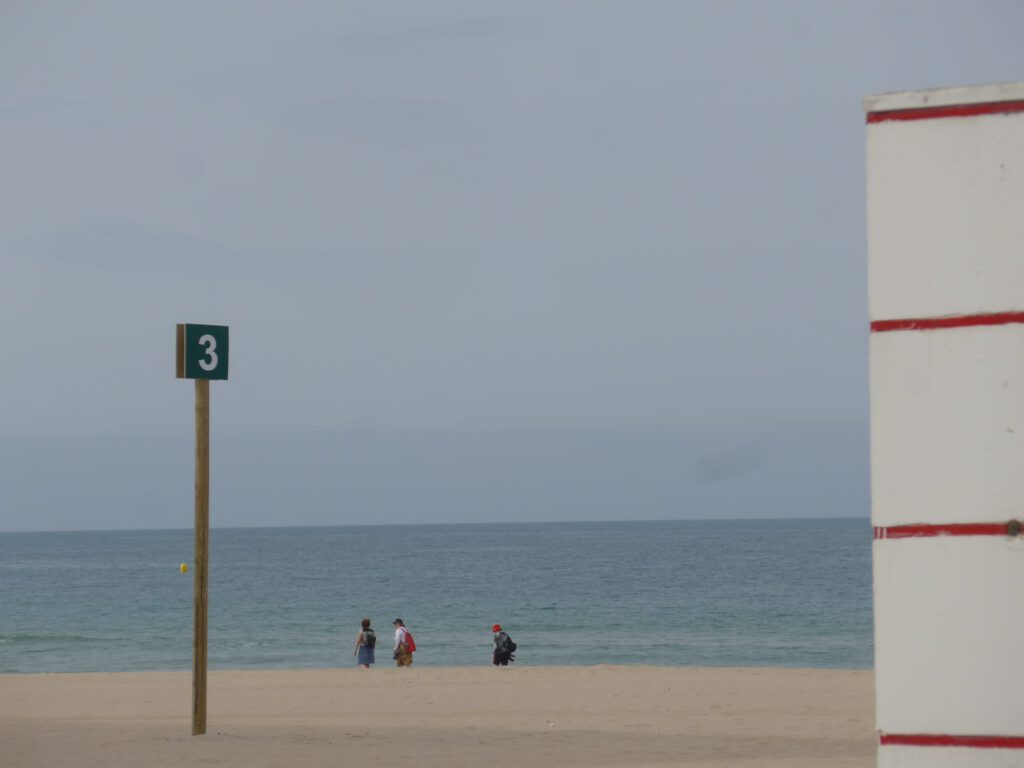 Señalización de tramo en la playa Victoria (Foto: Eulogio García)
