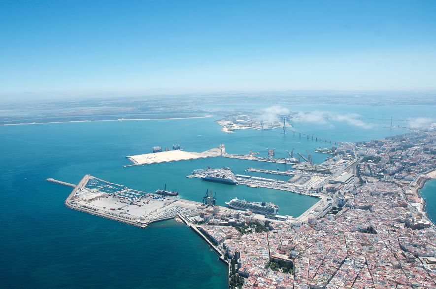 Imagen aérea del Puerto de Cádiz