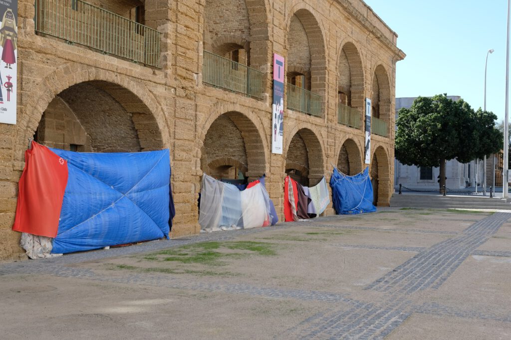 Campamento de personas sin hogar en las Bóvedas de Santa Elena