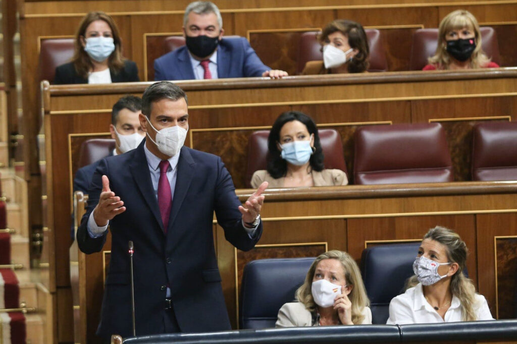 El presidente del Gobierno, Pedro Sánchez, durante su intervención en la sesión del control en el Congreso.