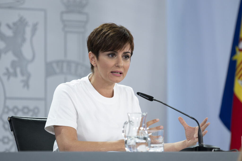 La ministra de Política Territorial y portavoz del Gobierno, Isabel Rodríguez, durante su intervención en la rueda de prensa posterior al Consejo de Ministros