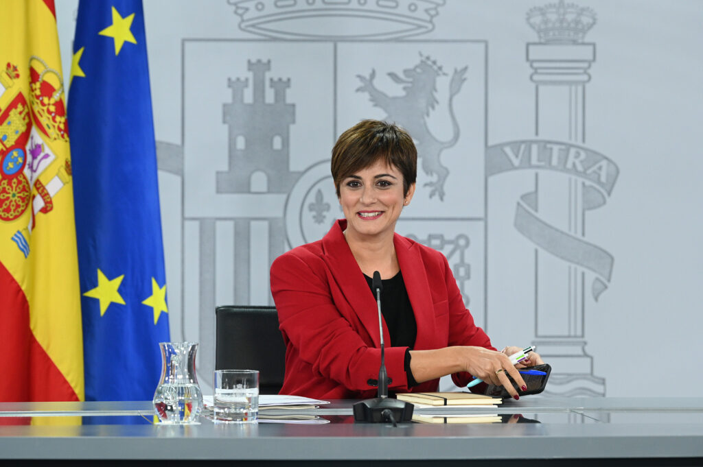 La ministra de Política Territorial y portavoz del Gobierno, Isabel Rodríguez, durante su intervención en la rueda de prensa posterior al Consejo de Ministros
