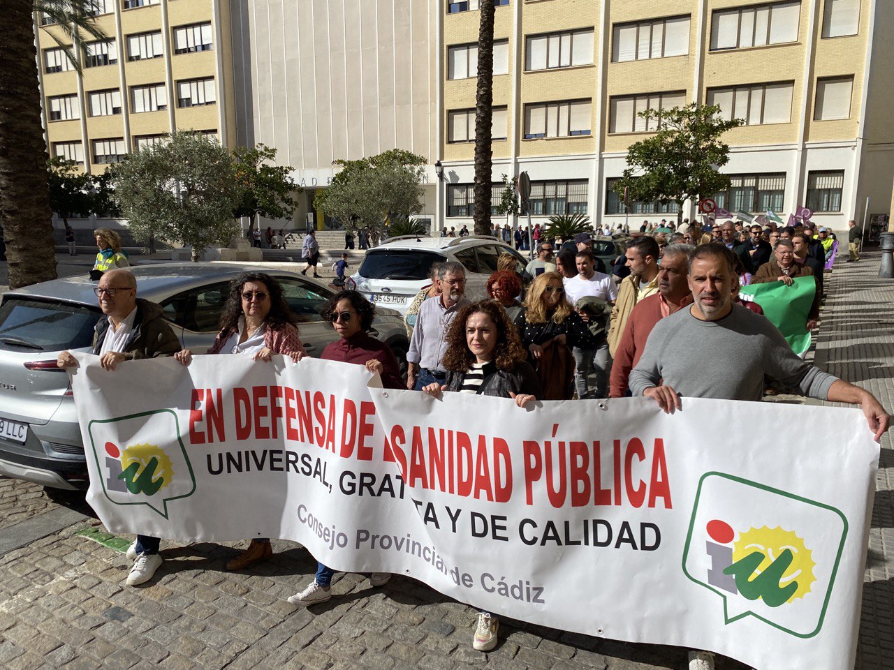 IU denuncia la falta de personal y el colapso en servicios del Hospital ...