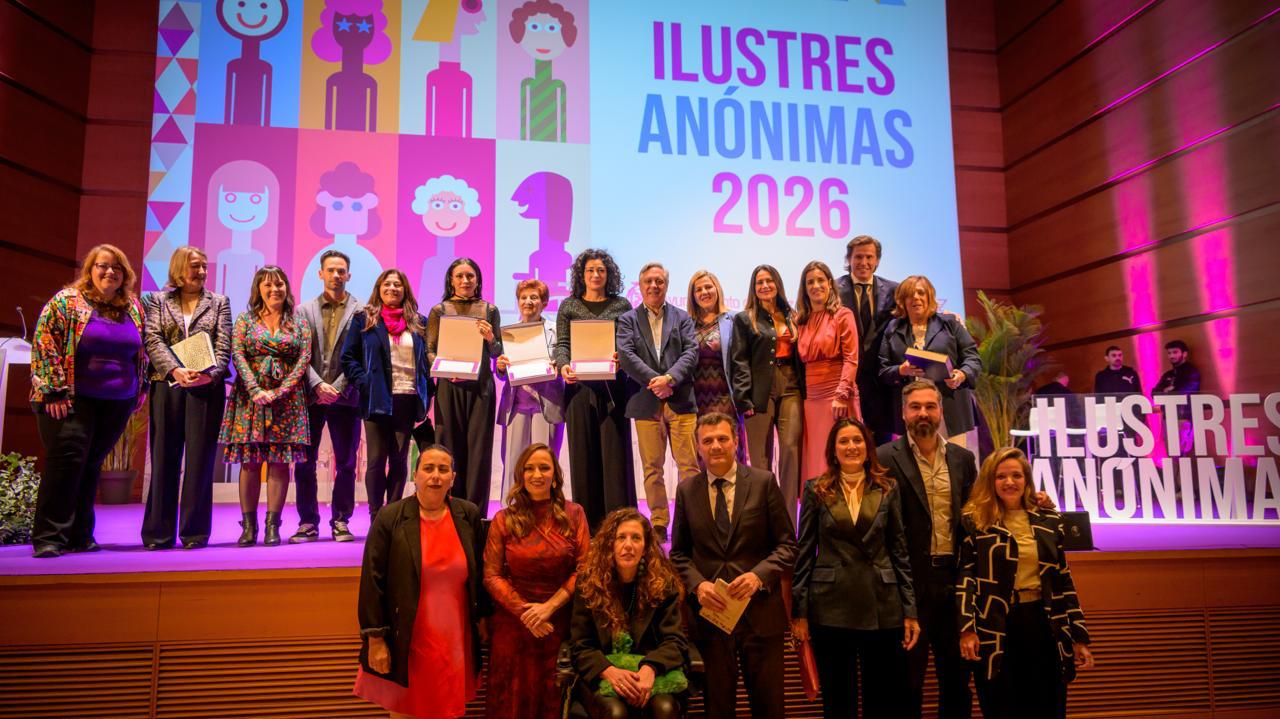 La gala Ilustres Anónimas 2026 Cádiz reconoce a ocho mujeres por su ...